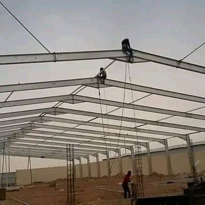 مقاول هناجر ومستودعات بالرياض | حداد بناء مظلات ومستودعات حديد 2026